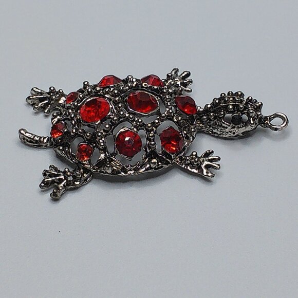 Red silver Turtle Pendant, silver color, red rhinestone, shiny crystals details - Picture 2 of 7